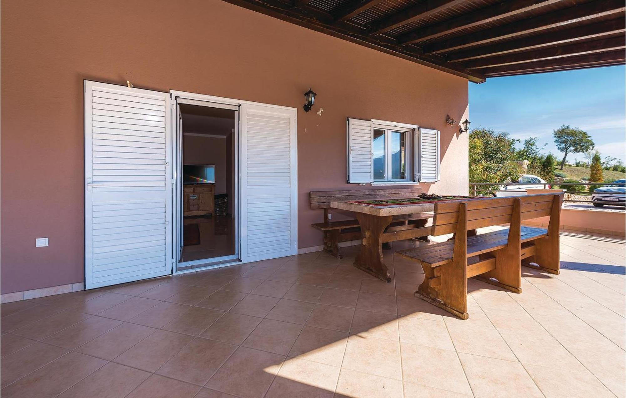 Four-Bedroom Holiday Home in Kijevo Buitenkant foto