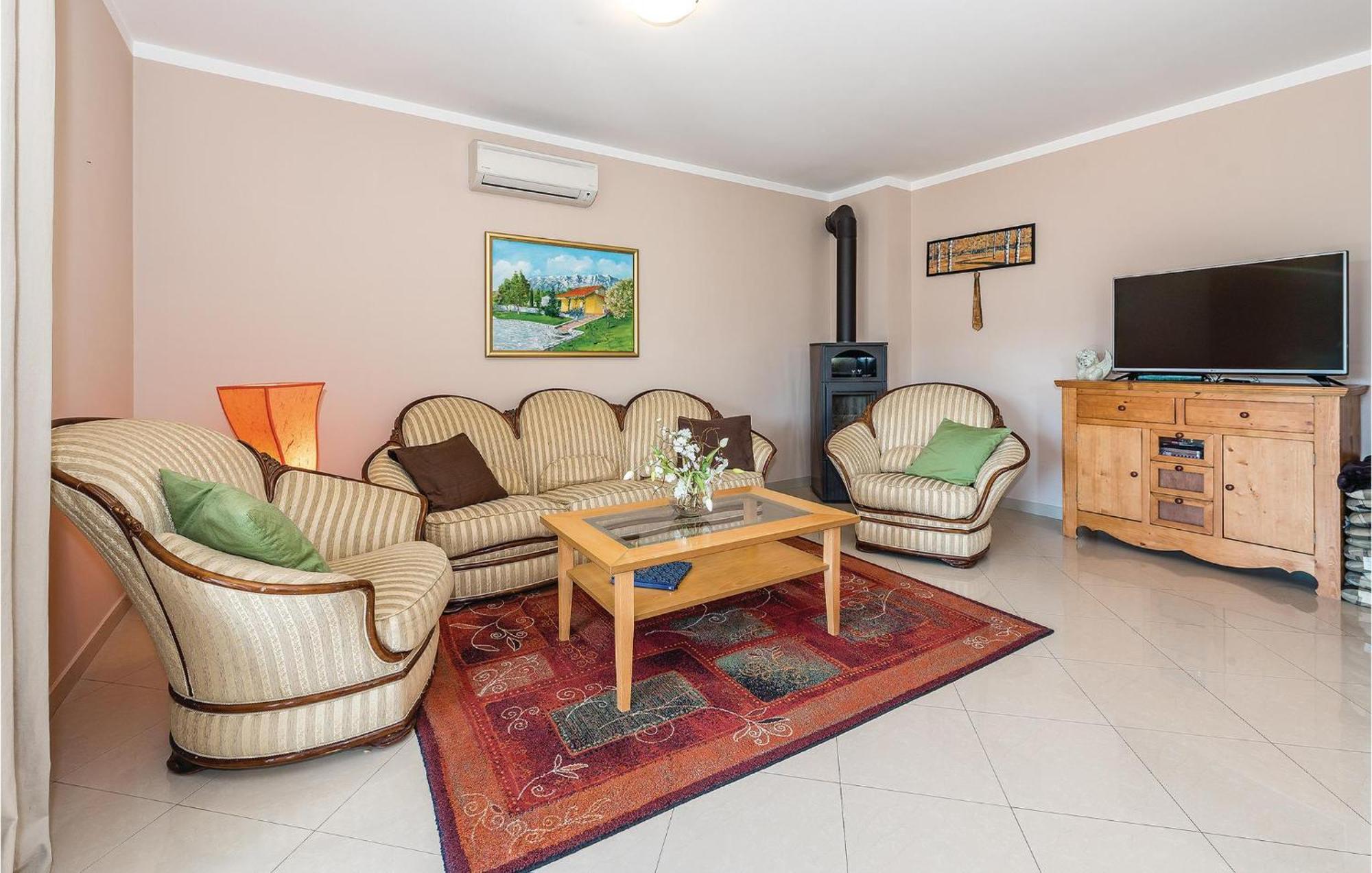 Four-Bedroom Holiday Home in Kijevo Buitenkant foto